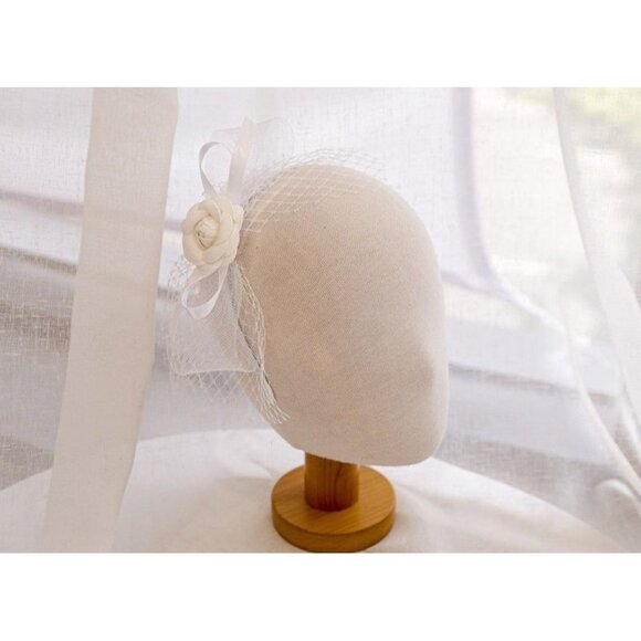 Gorgeous Mesh Veil Hair Bands White - Picture 2 of 3